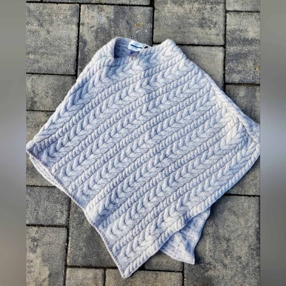 Guideboat Co. Ply The Waters Cabel Poncho s/m